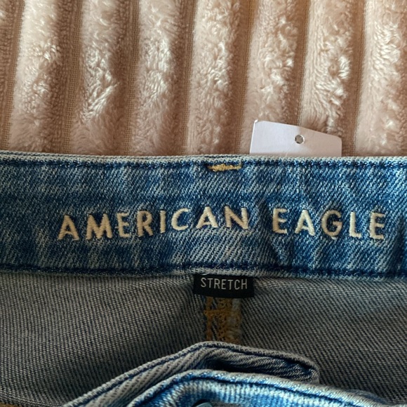 NWT American Eagle Curvy Mom Jeans - Size 10 - Picture 4 of 4